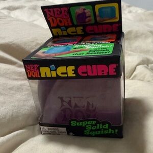 Nice Cube Kids Squishy Toy - Purple